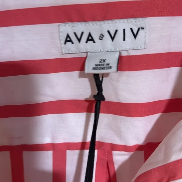 Ava & Viv Red and White Striped Button-Up - Picture 4 of 5